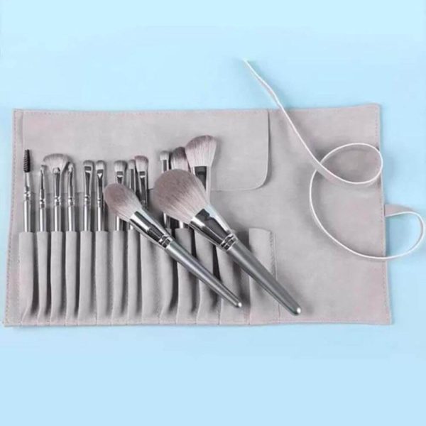 14 Gray Makeup Brushes Complete Set In A Large Leather Portable Makeup Case 01 14 Gray Makeup Brushes Complete Set In A Large Leather Portable Makeup Case