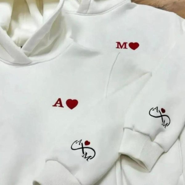 White Hoodies Customized For Men & Women 02 White Hoodies Customized For Men & Women